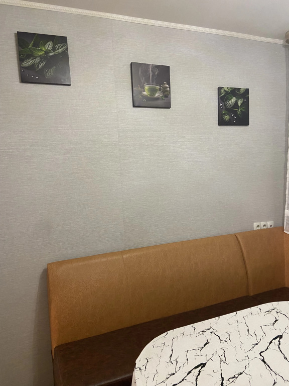 Квартира в микрорайоне 16А 75