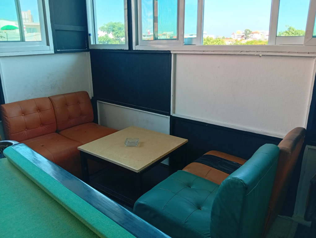 BEN & LEK GUESTHOUSE