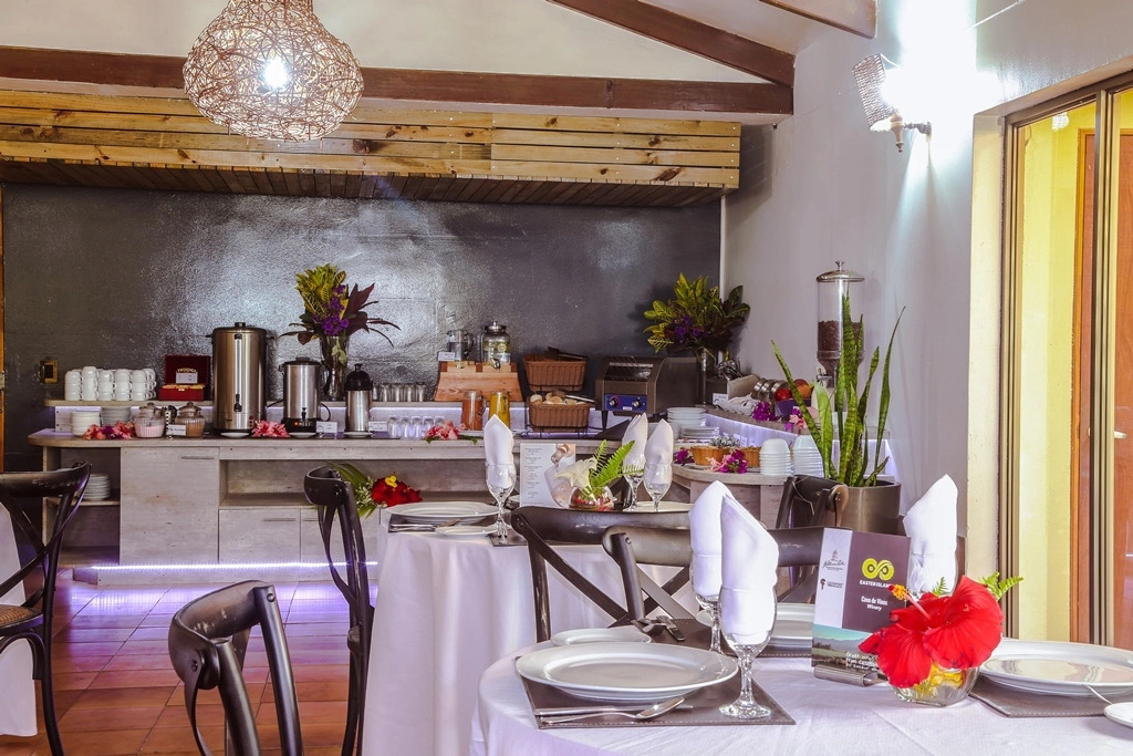 Отель Easter Island Eco Lodge