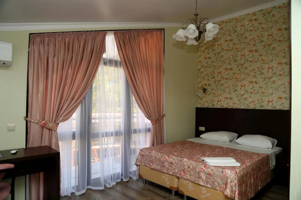 Elida Guest House