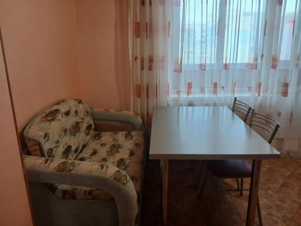 Квартира в 15ом Микрорайоне 11
