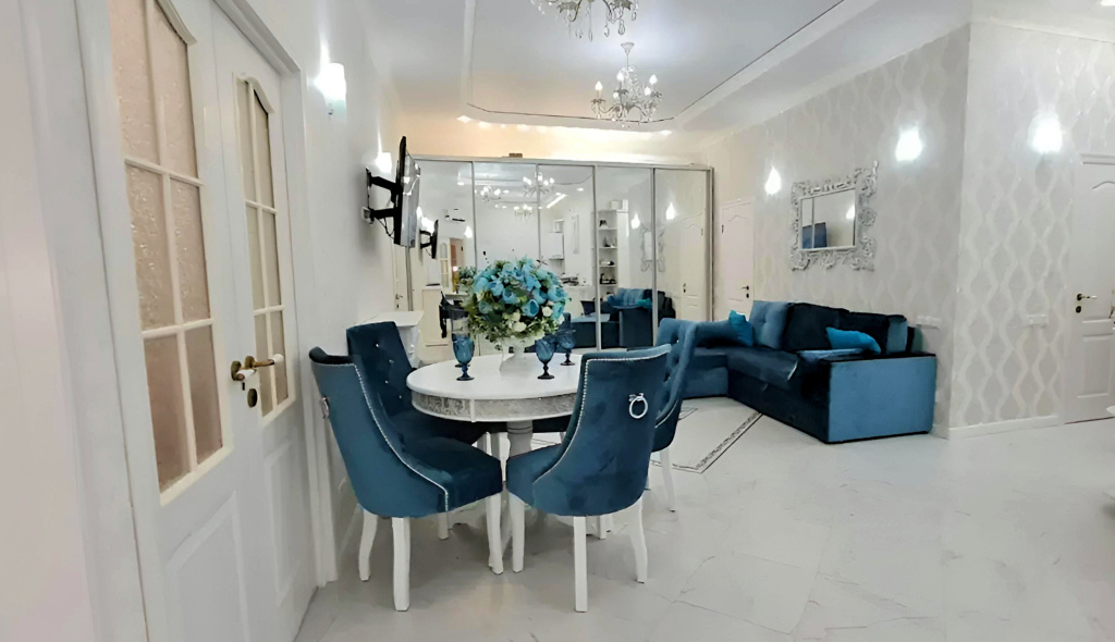 Квартира Royal Apartment на Крымской 22 Четырехкомнатные