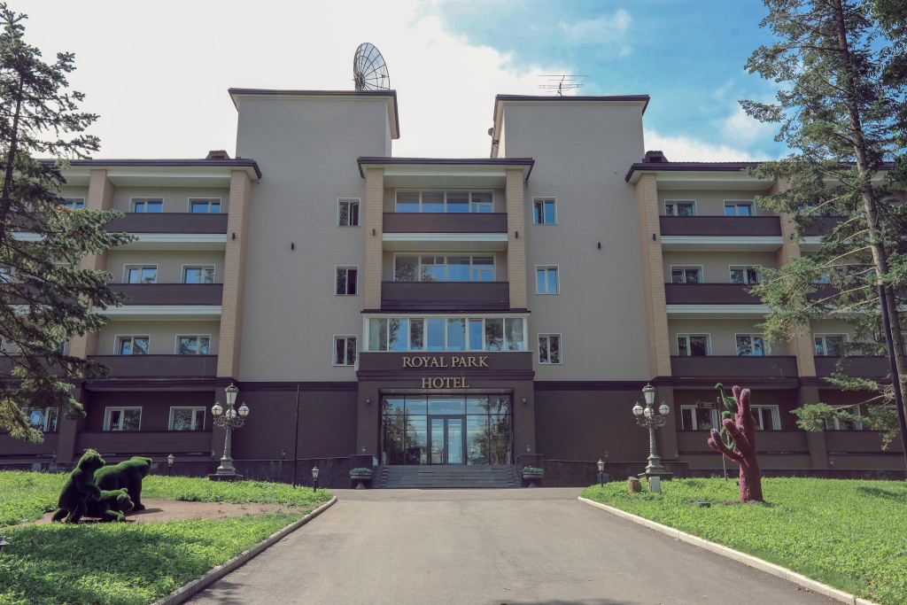 Отель ROYAL PARK