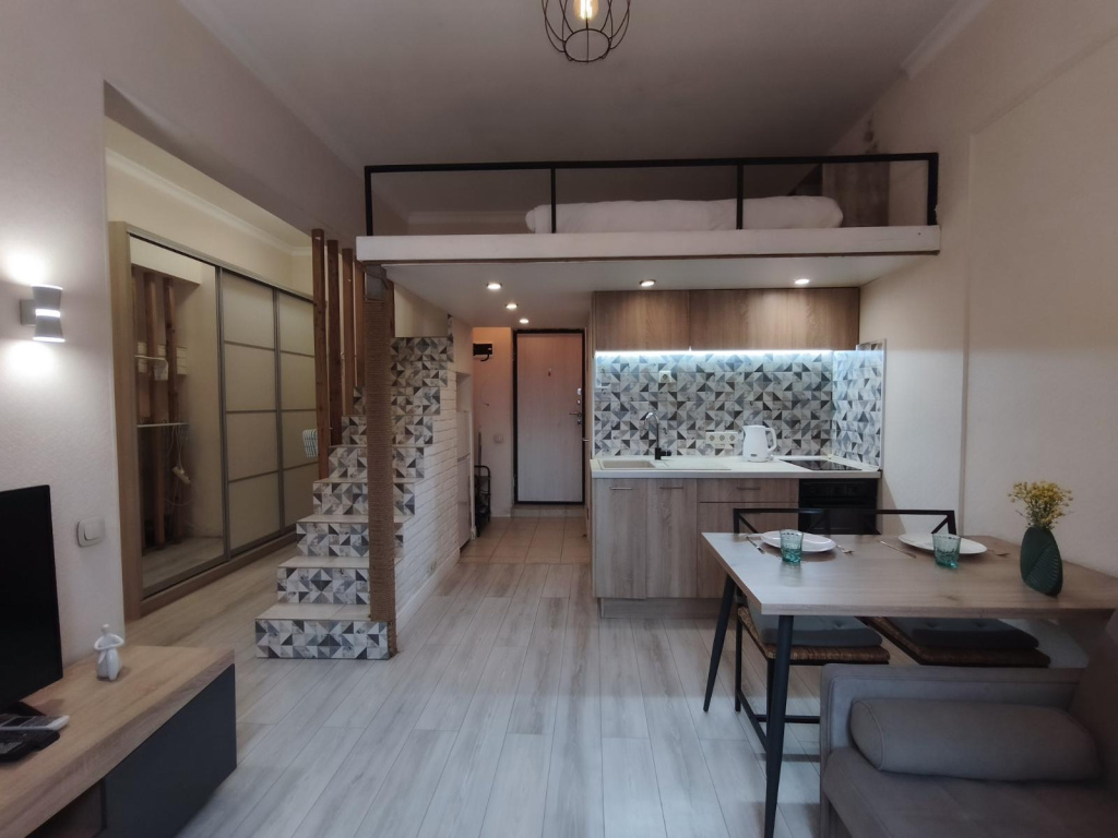 Semeynye Lux Apartments