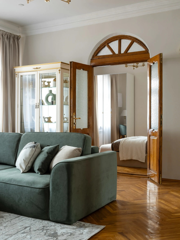 Квартира GM Apartments Новая и тихая Трехкомнатная на Тверской