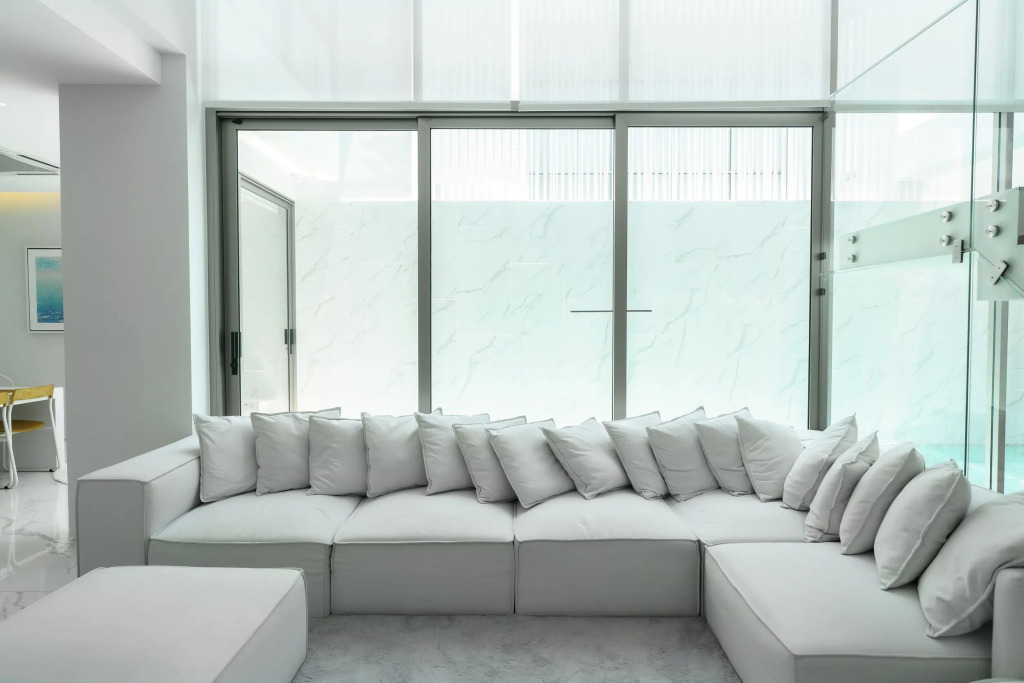 Luxury Villa Residence near Laguna