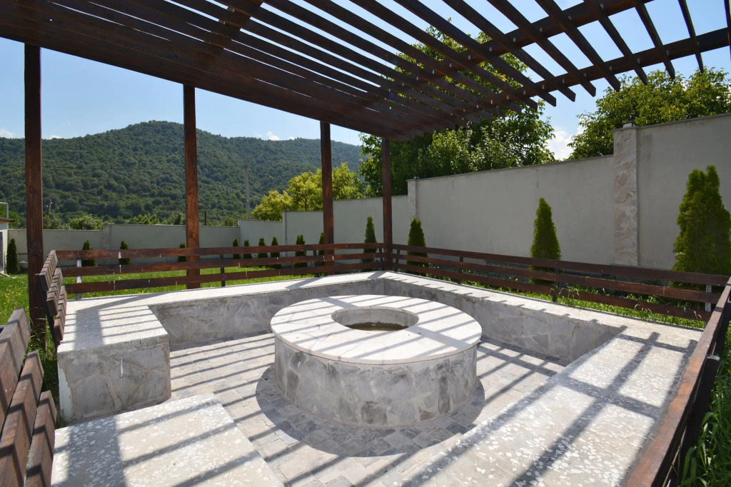 Вилла Dilijan Aqualin