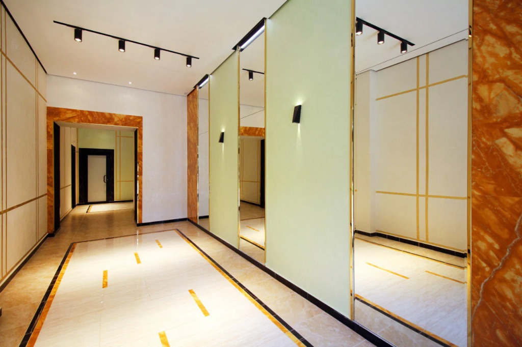 Апартаменты Luxury Apt 196