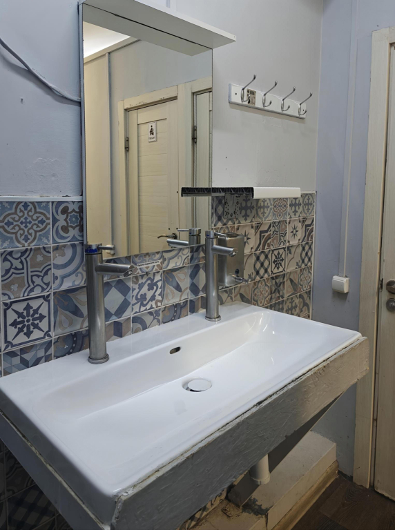 Melius Hostel