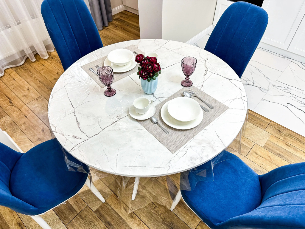 Luchshie Apartamentyi Almatyi S Vidom Na Goryi Naprotiv Trts Mega Almatyi Apartments