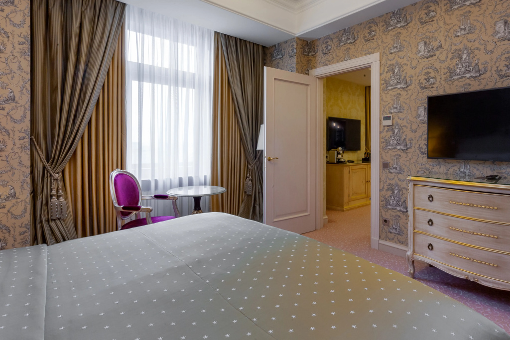 5 ★ Гостиница Radisson Collection Москва