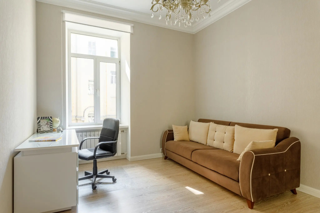 Luchshaya Kvartira with 3 bedrooms near Kremlin