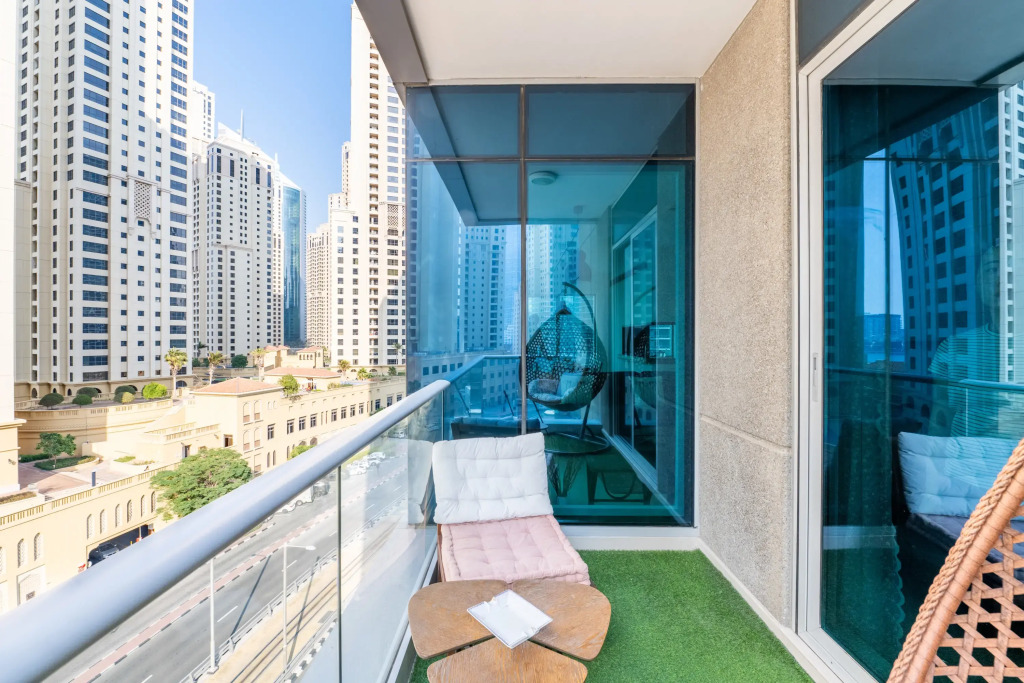 Апартаменты Excellent Panoramic 1BR at Attessa