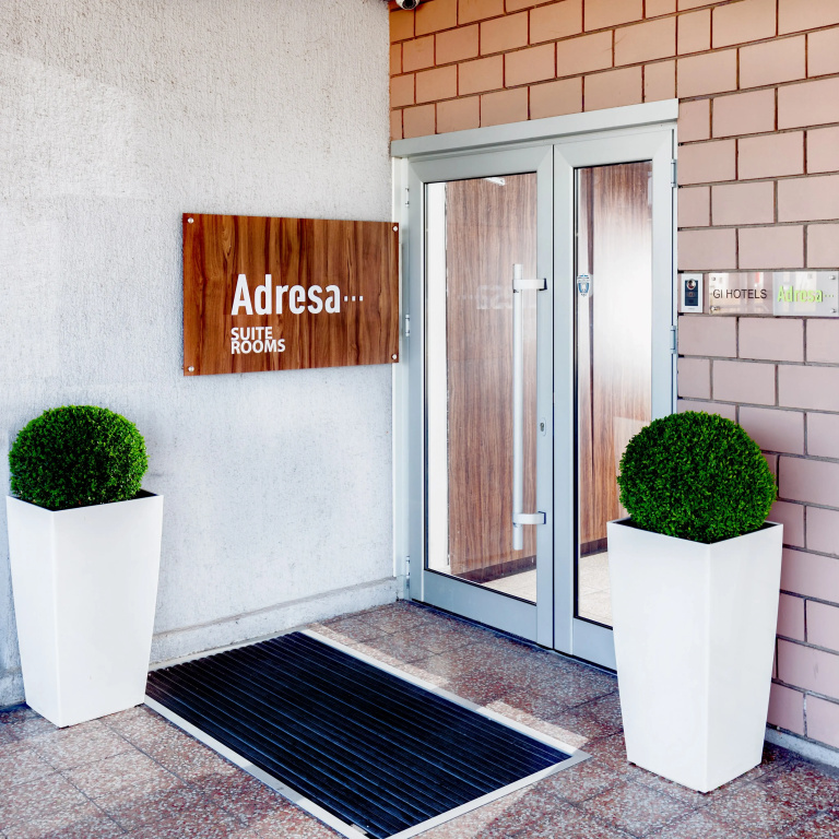 Отель Adresa