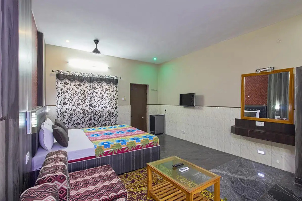 Vinodhara Guest House