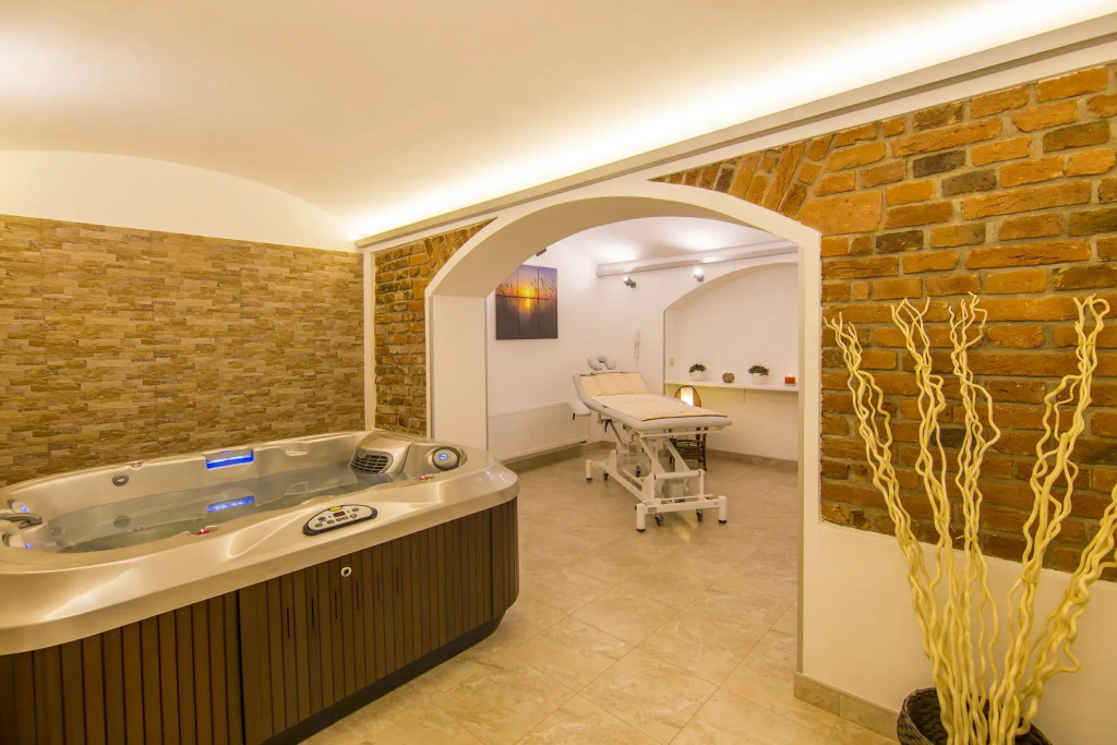 Апартаменты with Wellness