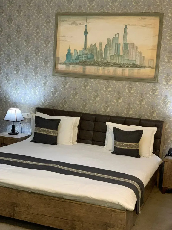 Archie Family Hotel