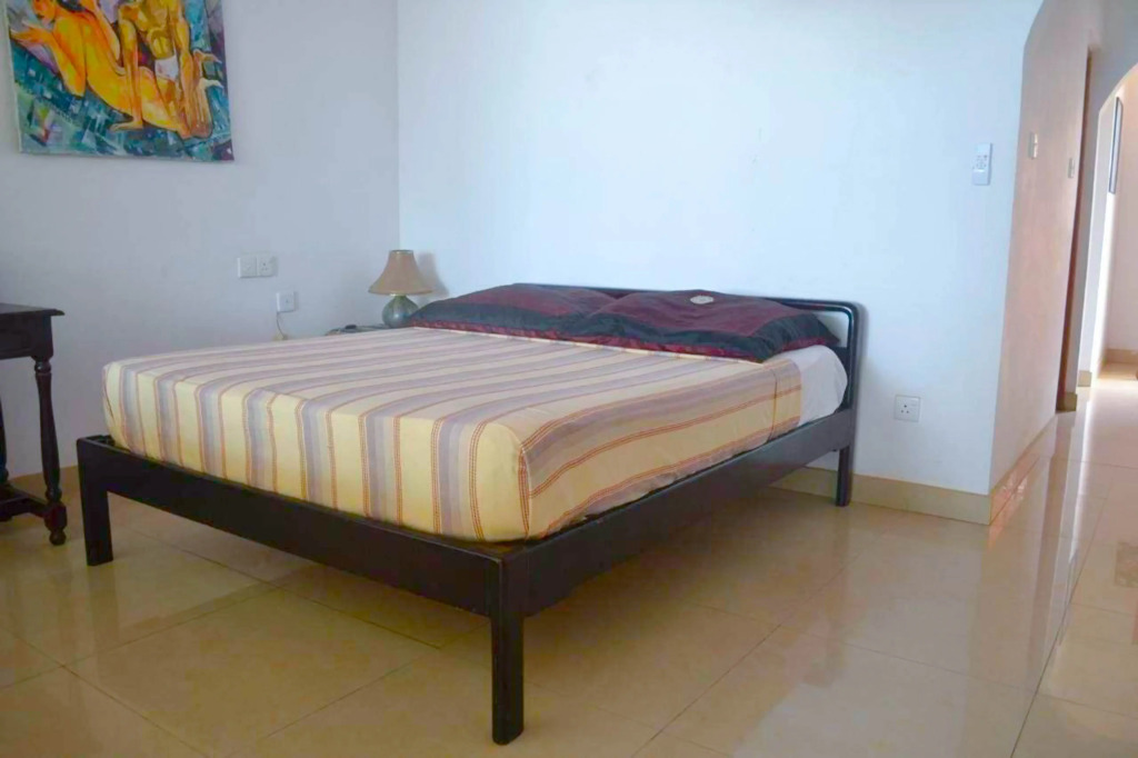 Апартаменты Yoho New Casa Marc