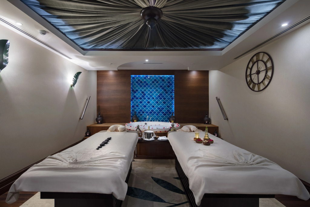 Отель Merit Royal Premium Casino & SPA