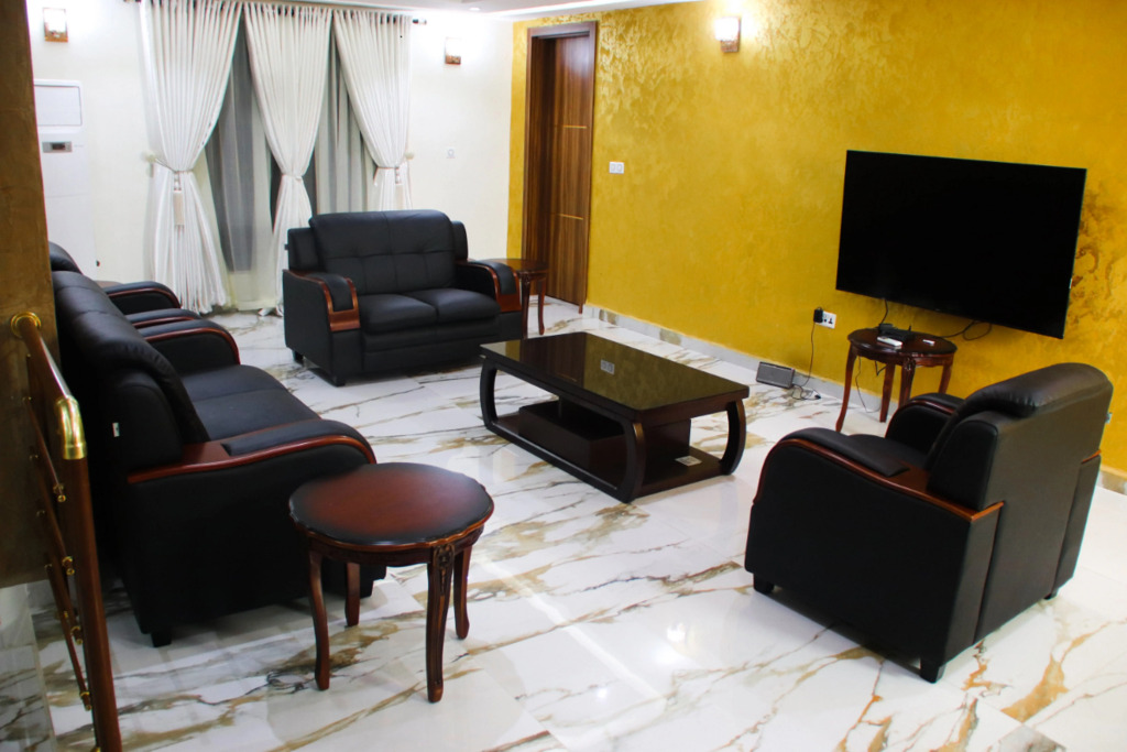 Отель Ibom Waterfall Resort & Suites Arochukwu