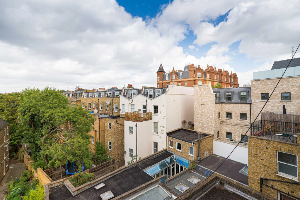 Апартаменты Bright Aircon Apartment Earls Court