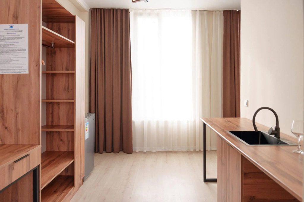 Отель Ton Azure Hotel