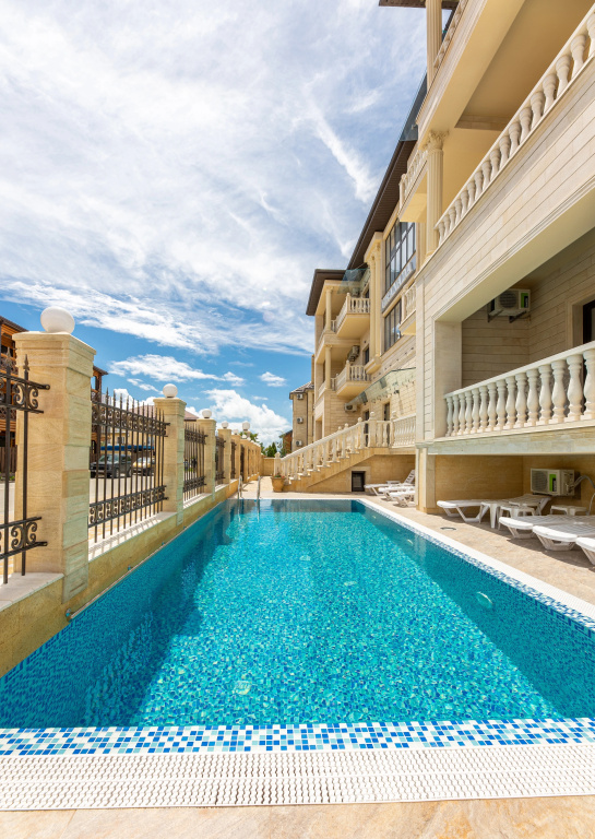 Отель Granada