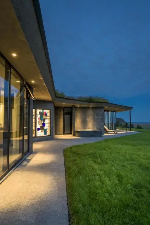 Klettasel Villa by Tröll