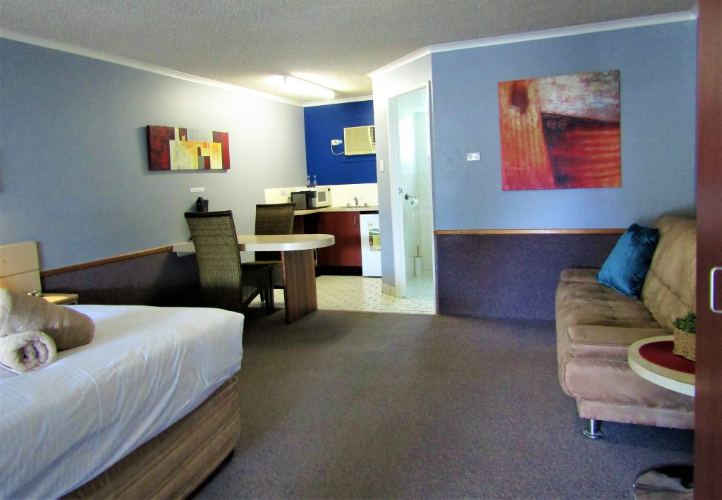 Отель Rockhampton Court Motor Inn