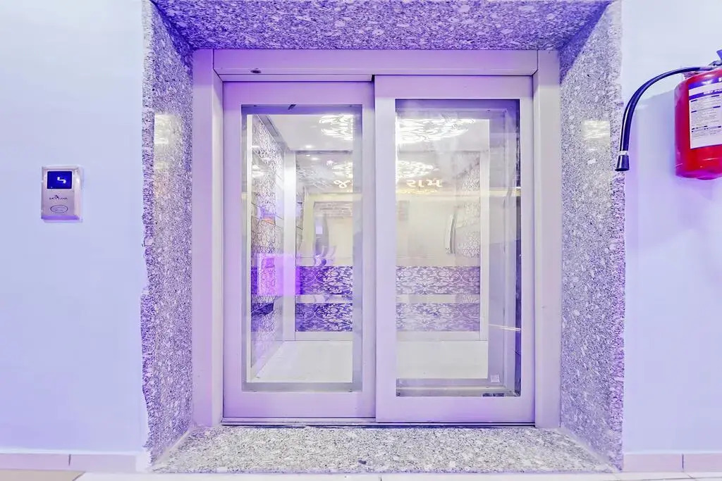 Отель Shiv Inn