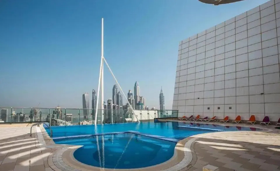Апартаменты Cosmos Living - Goldcrest Views1