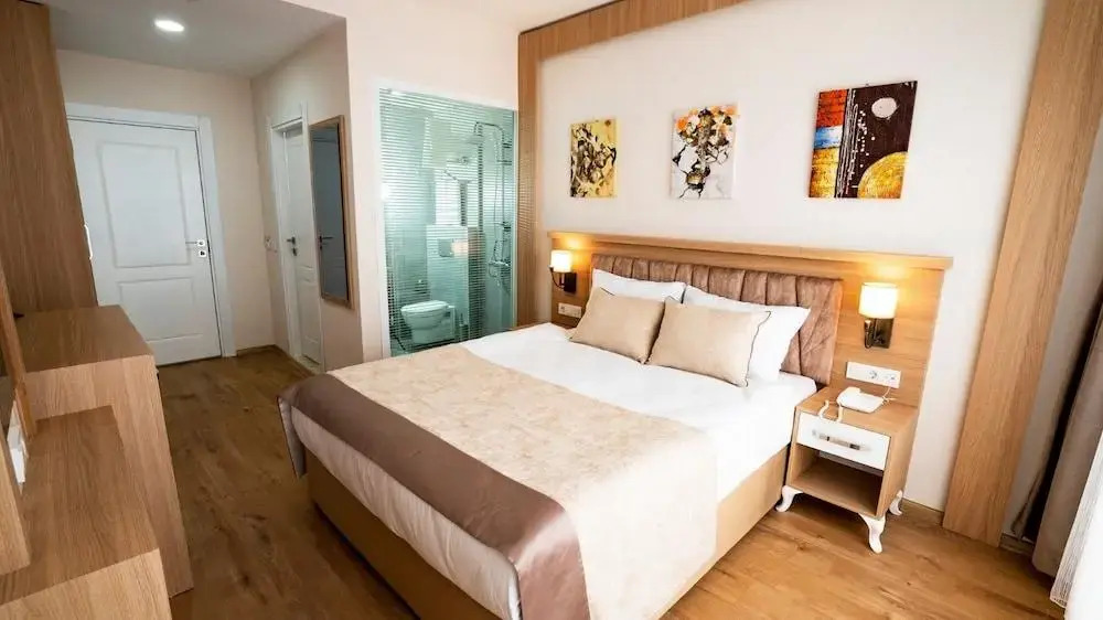 Lara Garden Hotel