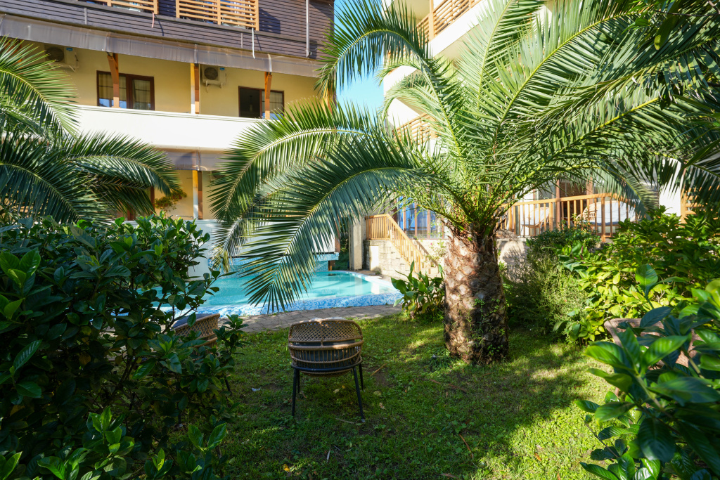 Курортный отель Keriya Hotel