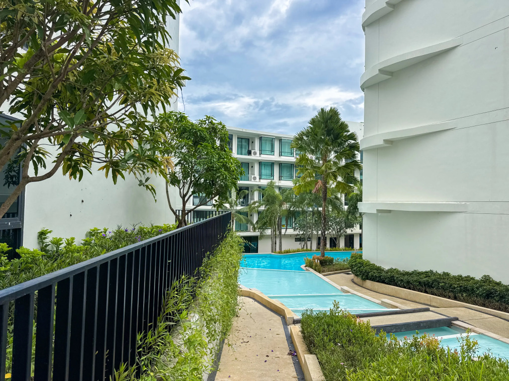 Квартира Luxury 5-star duplex in La Vita Sea View