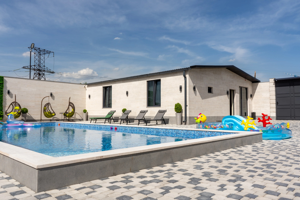 Вилла Santorini villa with pool near airport