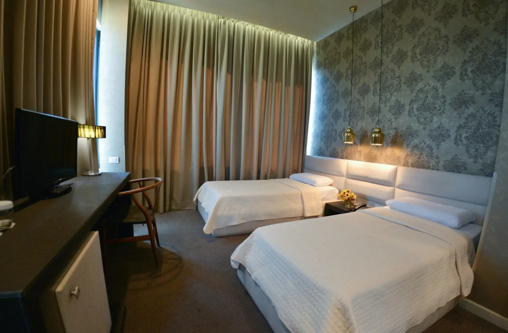 La Bohème Hotel