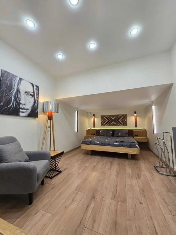 Апартаменты Евродвушка в стиле LOFT на Профсоюзной