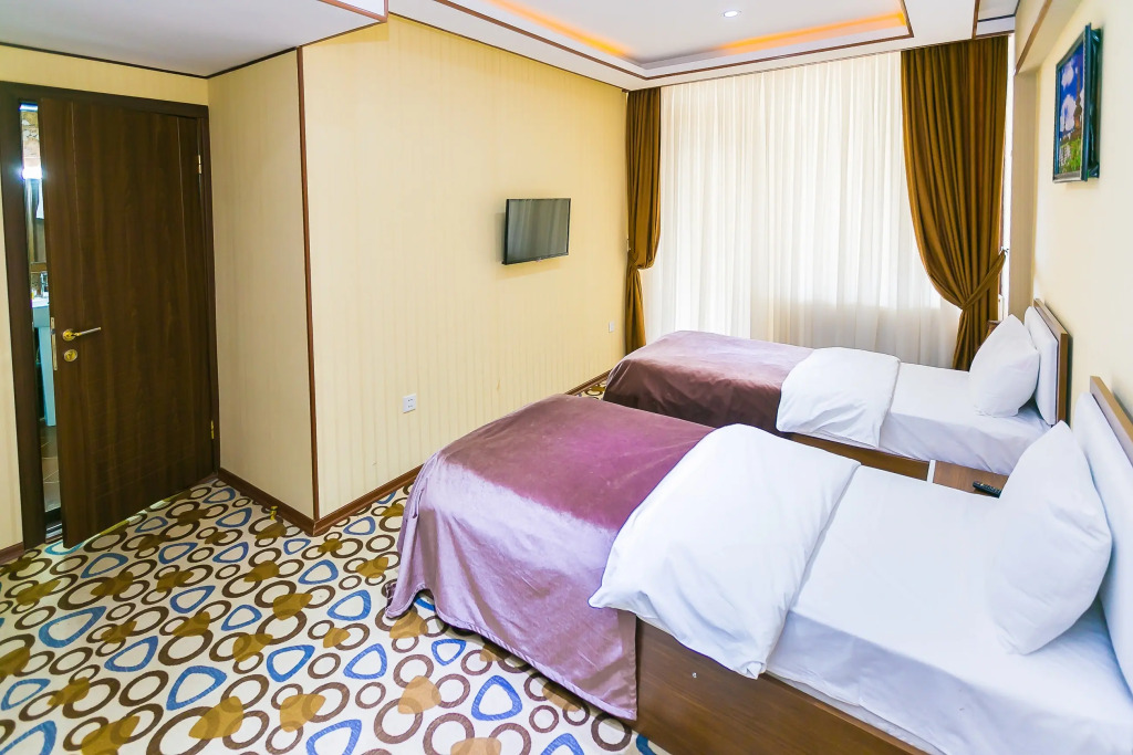 Amazon Hotel - Free Massage