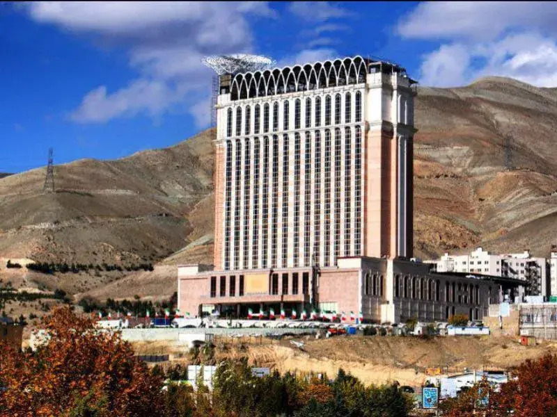 Отель Espinas Palace