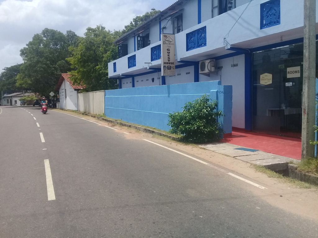 Мини-Отель DockYard Inn-Trincomalee