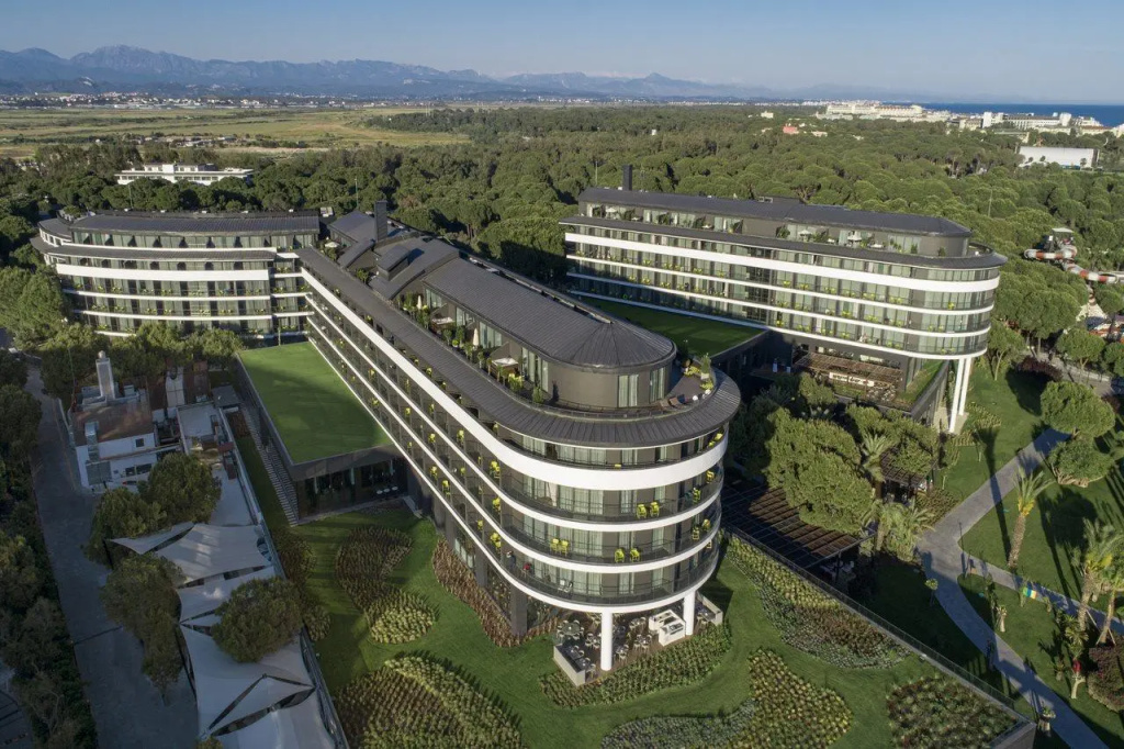 Отель Voyage Belek Golf & Spa
