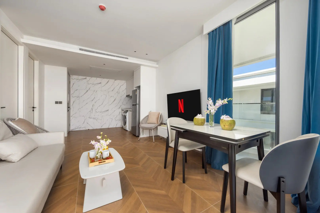 Апарт-отель Kora Beachfront Suite by TropicLook