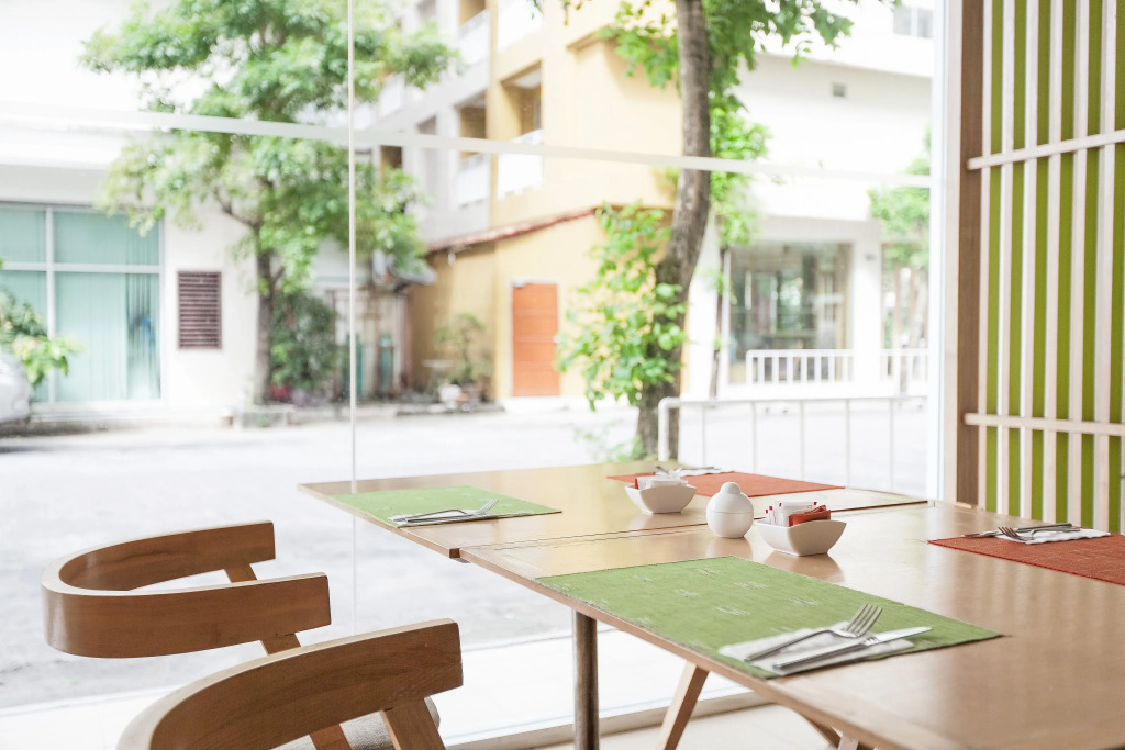 Отель ZEN Premium Marlin Plaza Patong