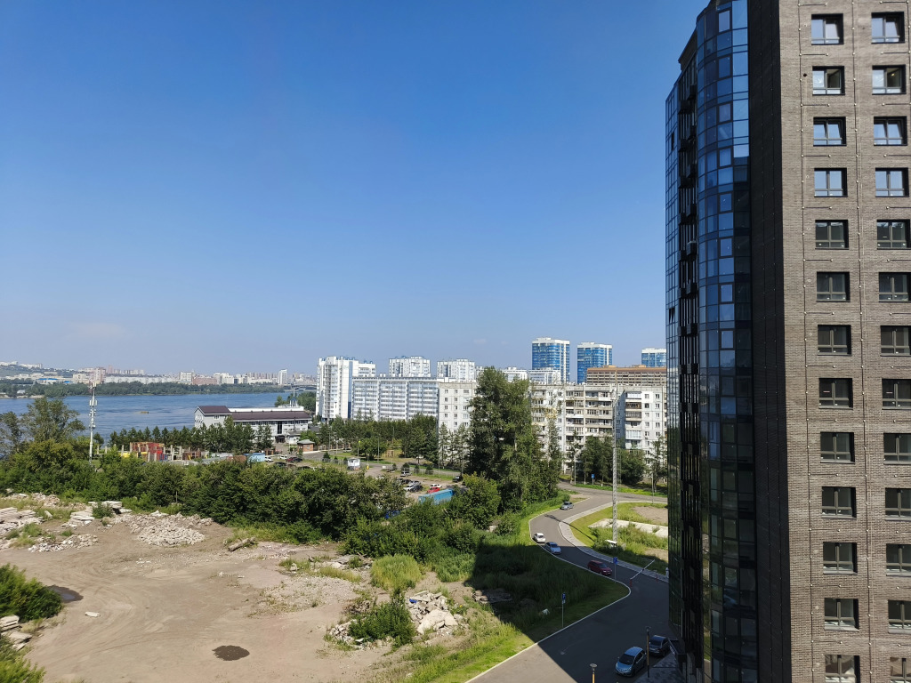 Квартира Евродвушка с видом на Енисей в ЖК Портовом