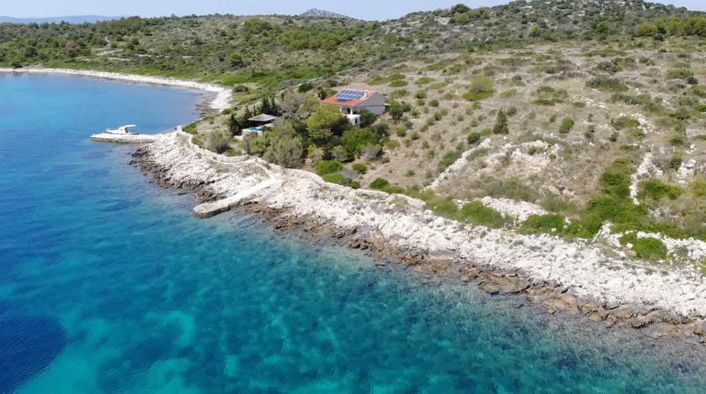 Pauk Villa