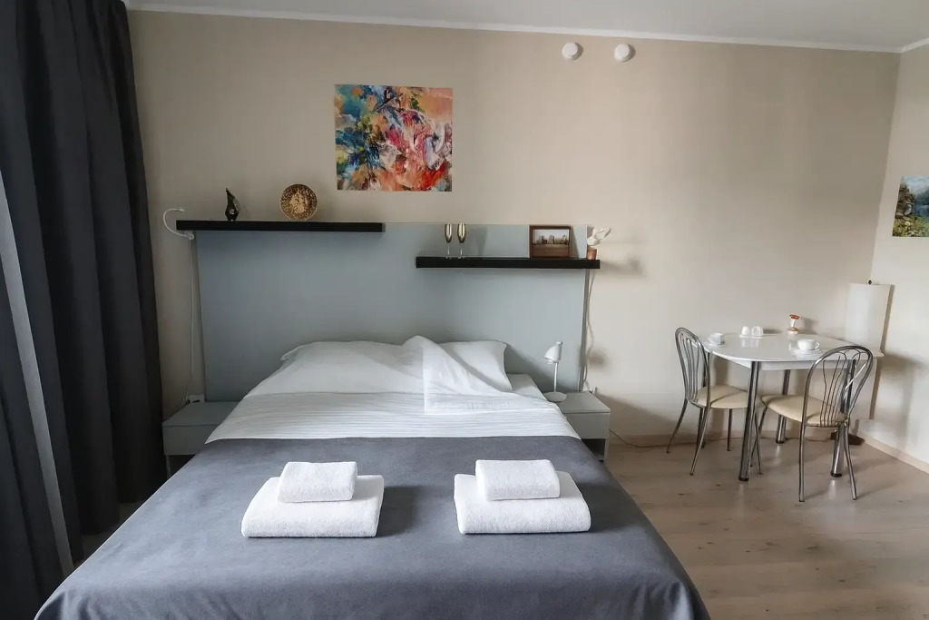 Apartment Like 4