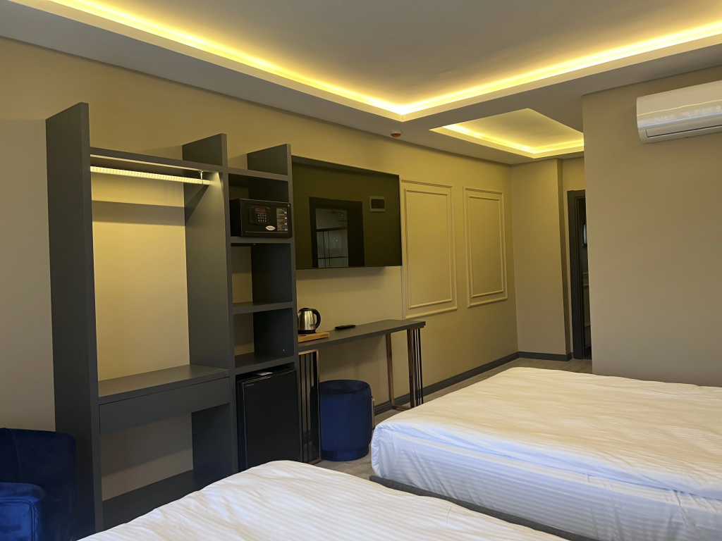 Plus Hotel & Private Transportation İstanbul Airport-By Loft