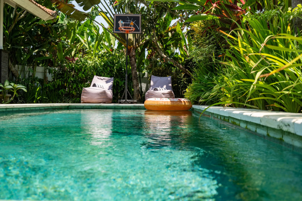 Вилла Jungle Amaranth Canggu - Exclusive 3BR Retreat with Pool, Modern Amenities and Top Location
