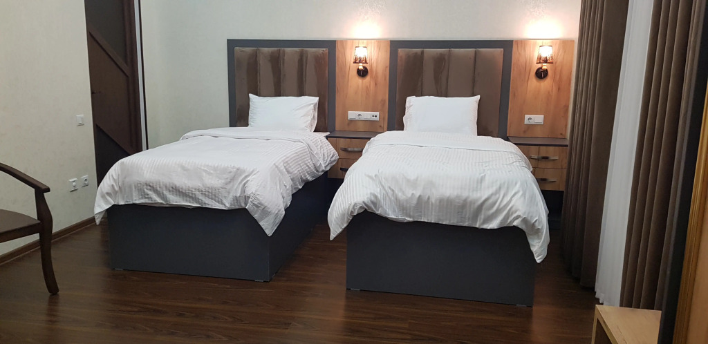 Hotel Sharq