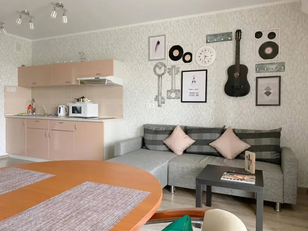 Апартаменты Novin House Family